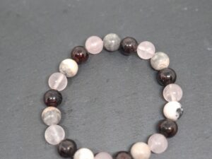 Bracelet en Pierre . Quartz Rose, Rhodonite et Grenat