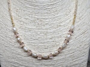 Collier Perles de Culture et Cristal Rose